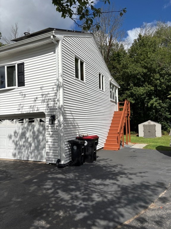 91 Hayward Ave Property Photo 25