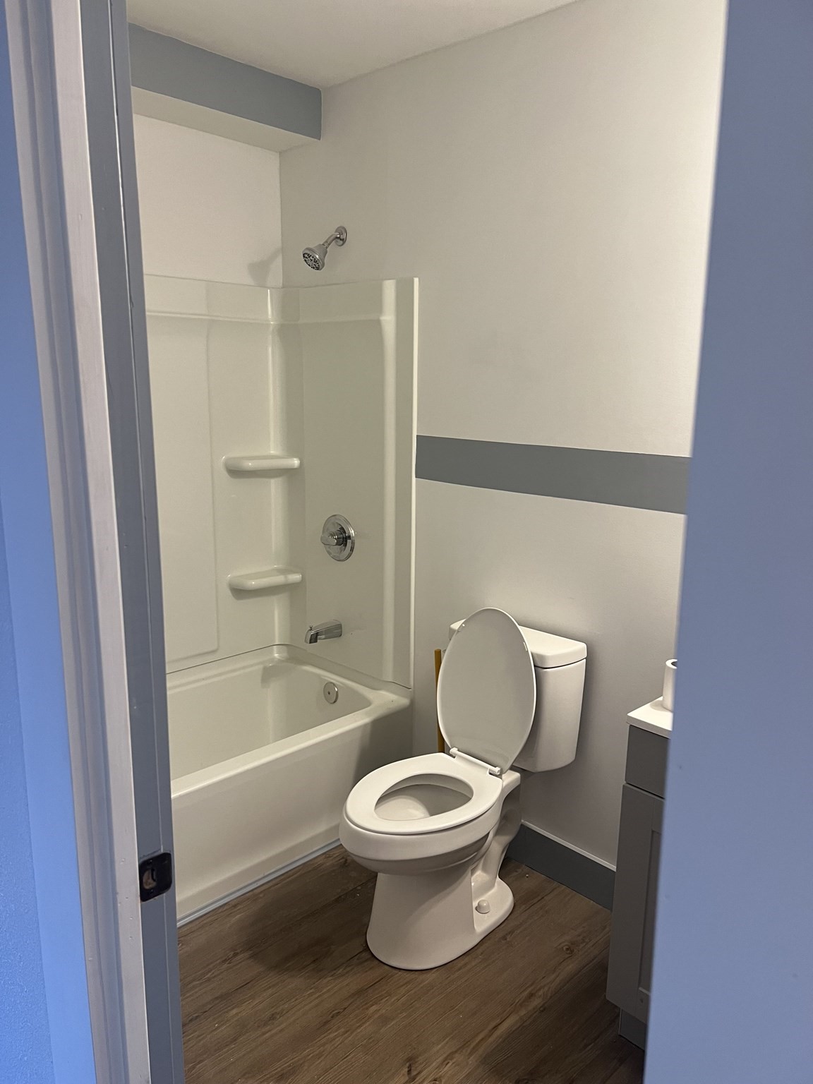 51 Dean St Property Photo 4