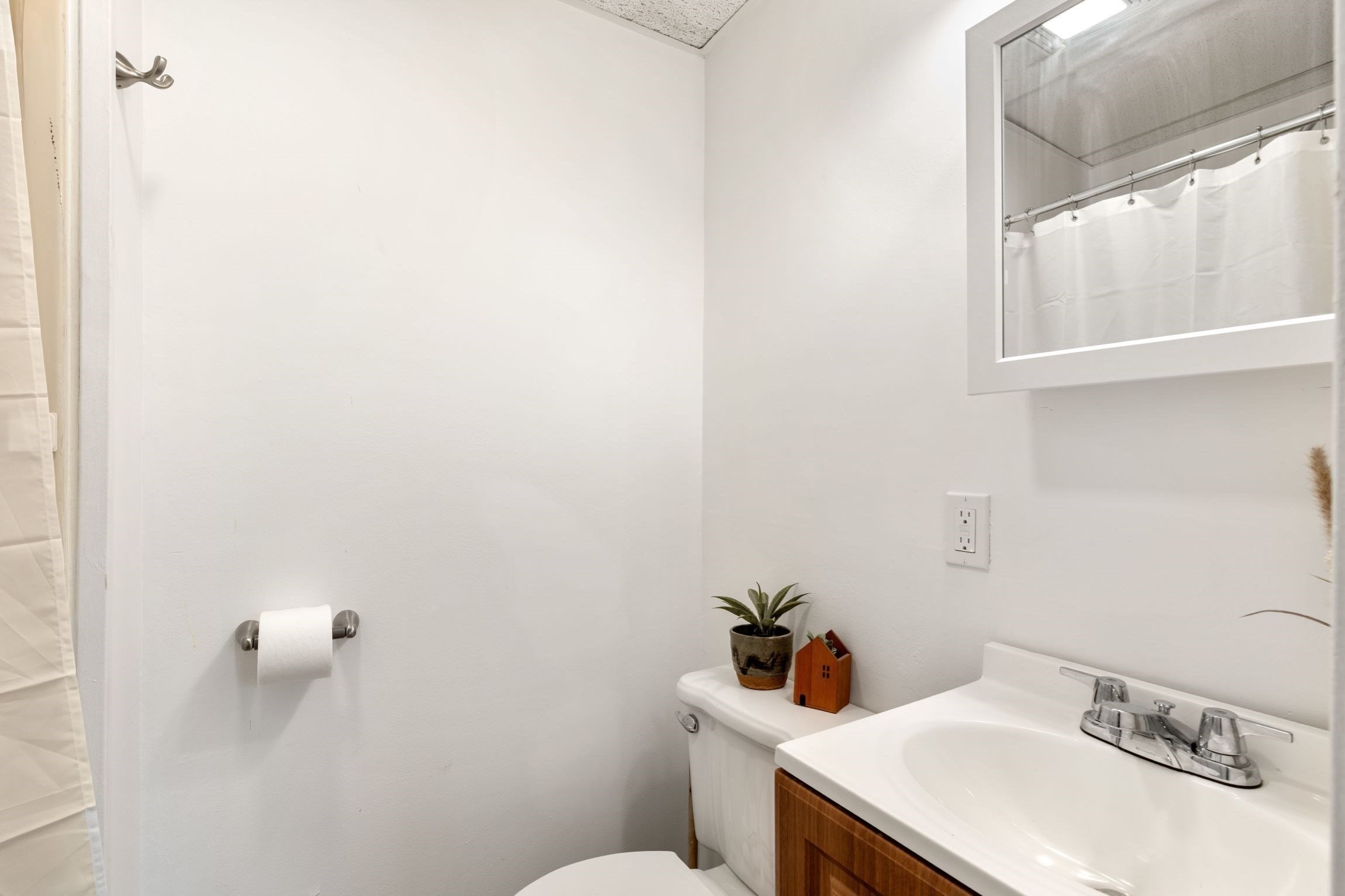 928 Dorchester Ave # 1 Property Photo 11