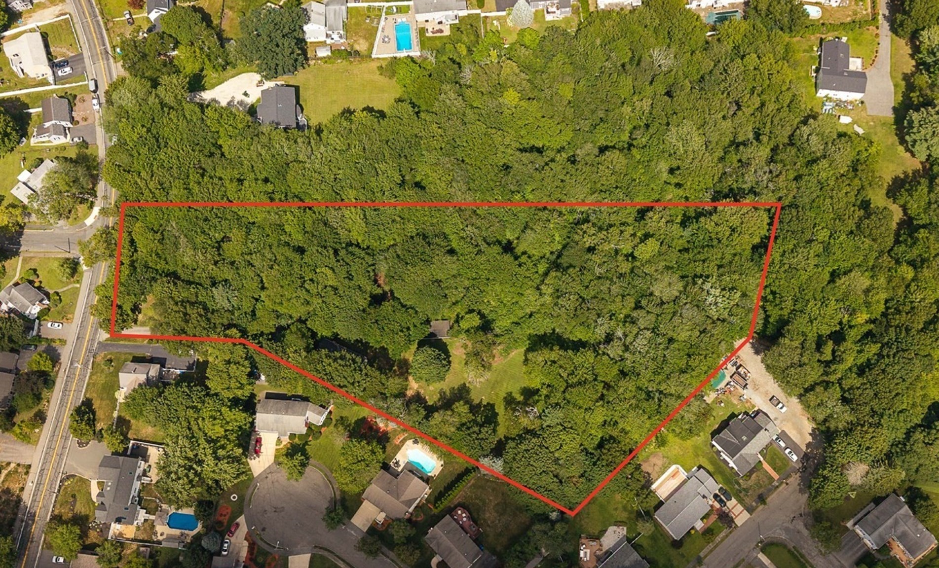 39 Montrose Ave Property Photo 35