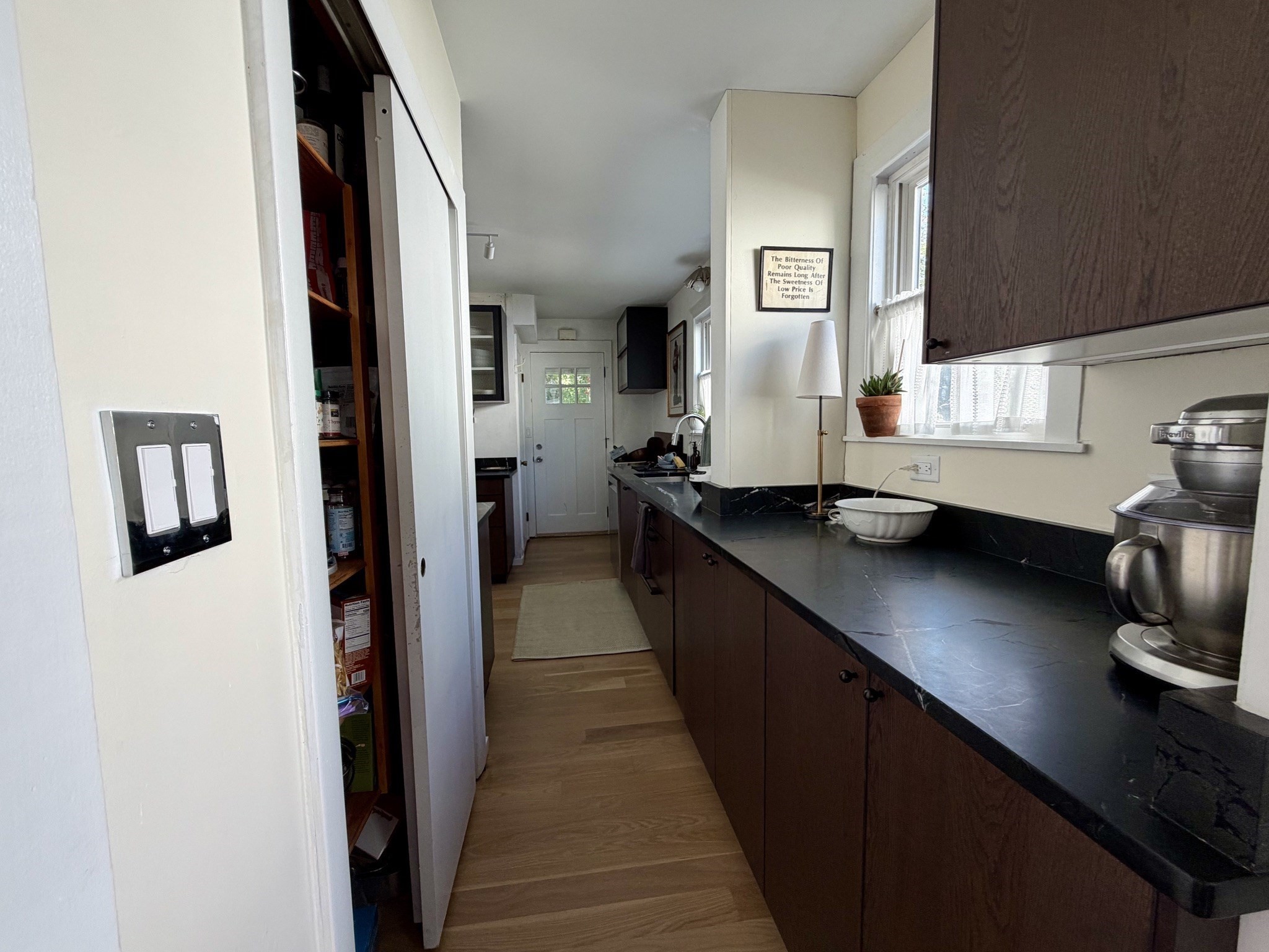 33 Harriet # 1 Property Photo 8