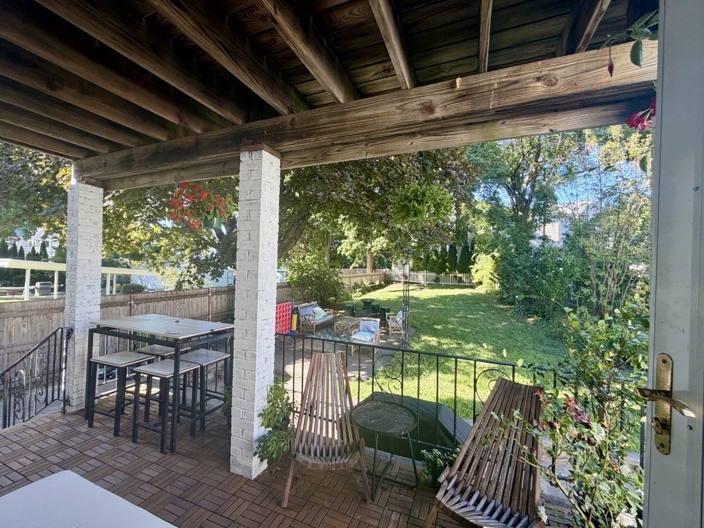 33 Harriet # 1 Property Photo 19