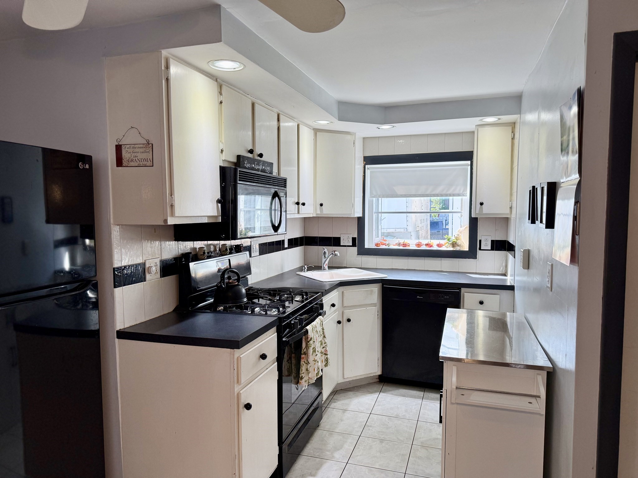 25 Union St Property Photo 5