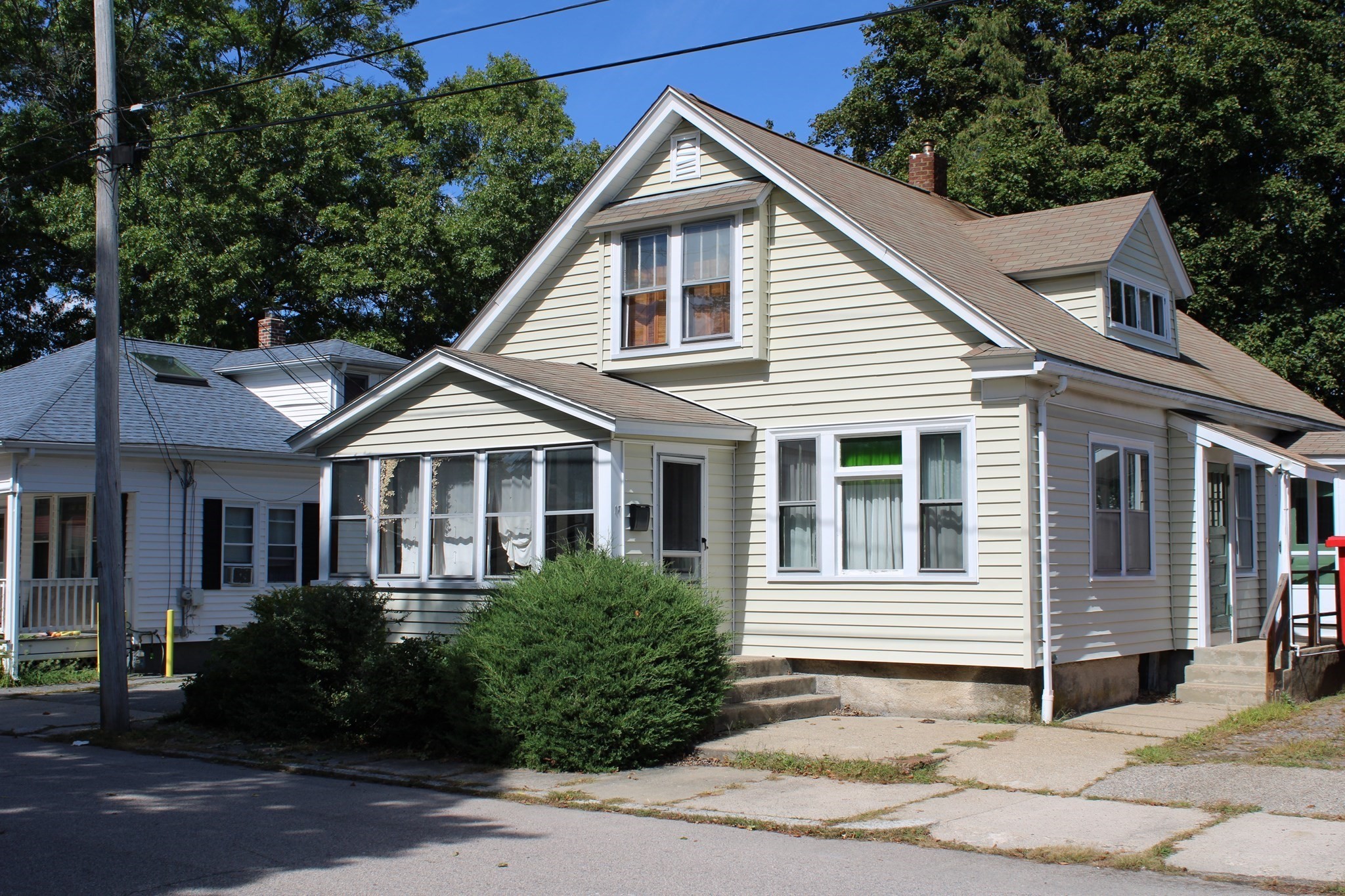 17 Clarence St Property Photo 1