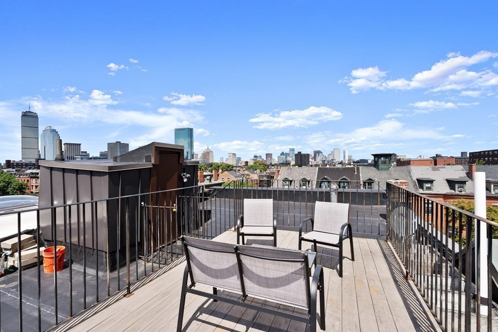 605 Massachusetts # 6 Property Photo 6