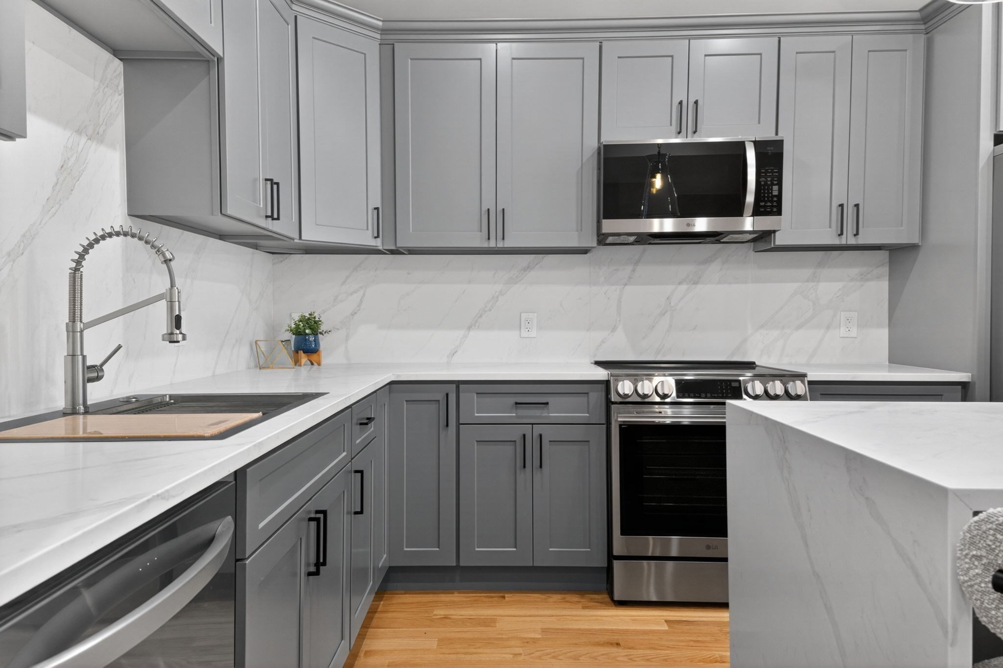 60 Stanley Street # A202 Property Photo 4