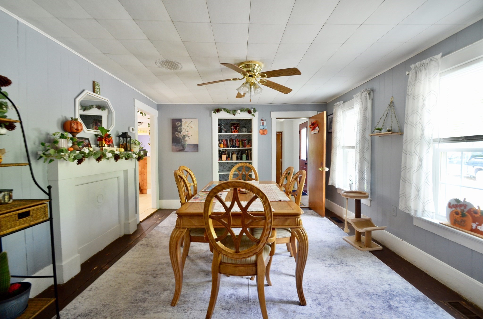 17 Highland St Property Photo 4