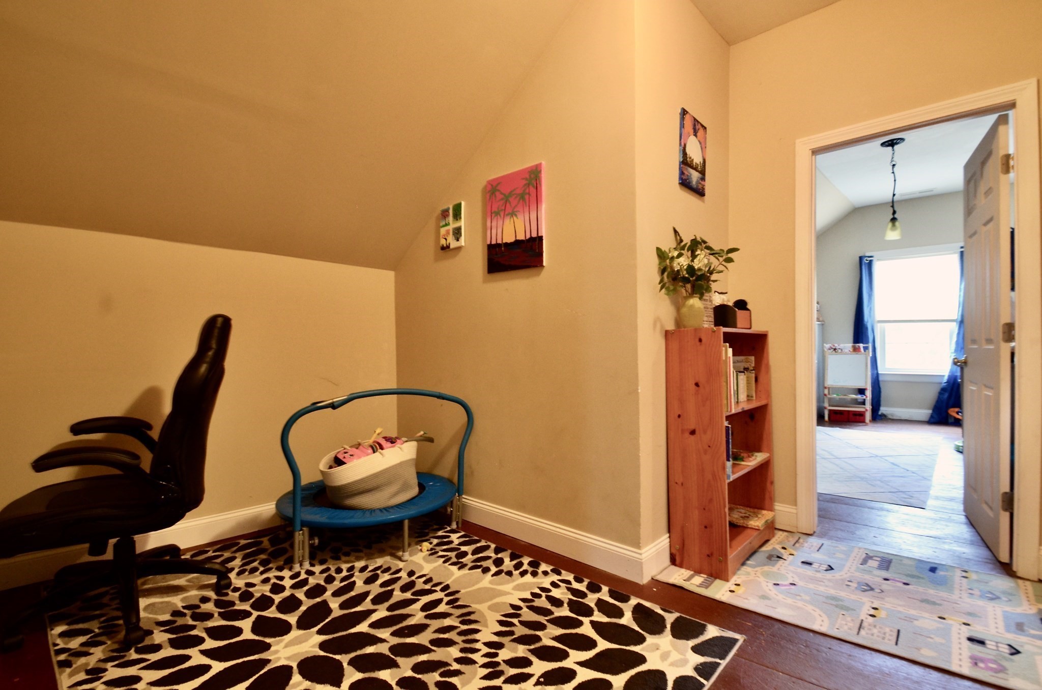 17 Highland St Property Photo 12