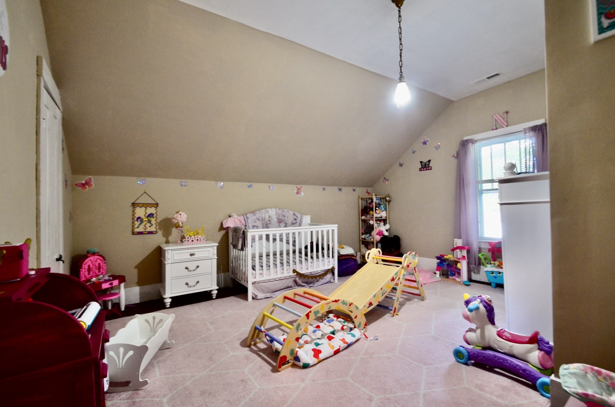 17 Highland St Property Photo 16