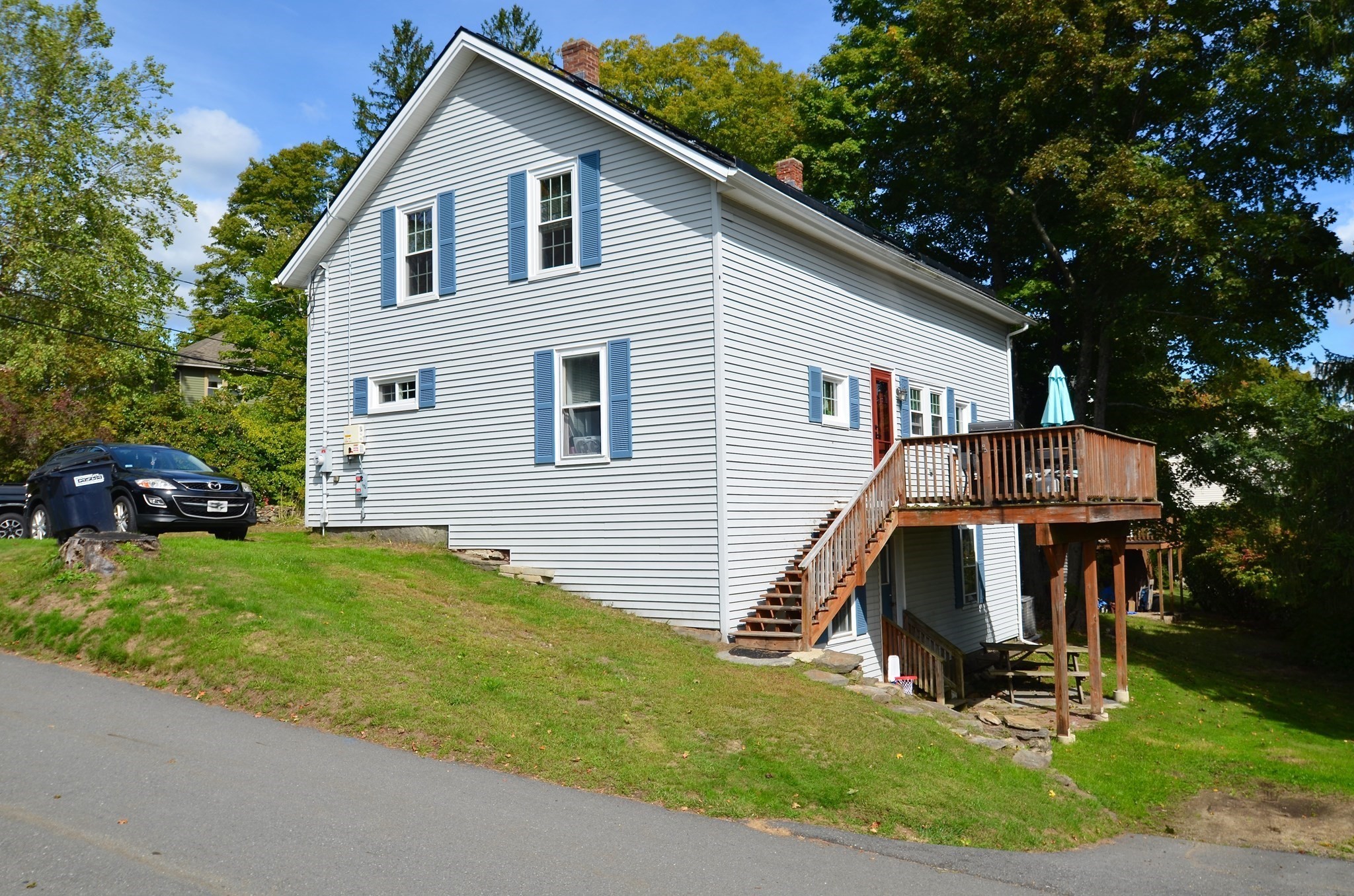17 Highland St Property Photo 31