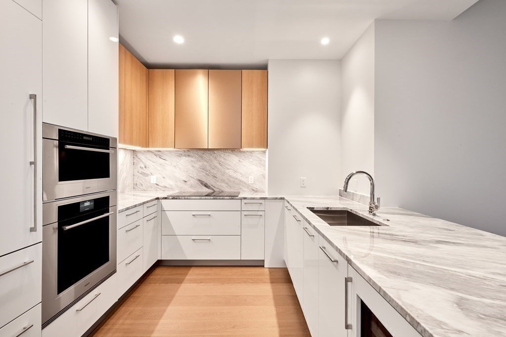 240 Devonshire Street # U3814 Property Photo 3