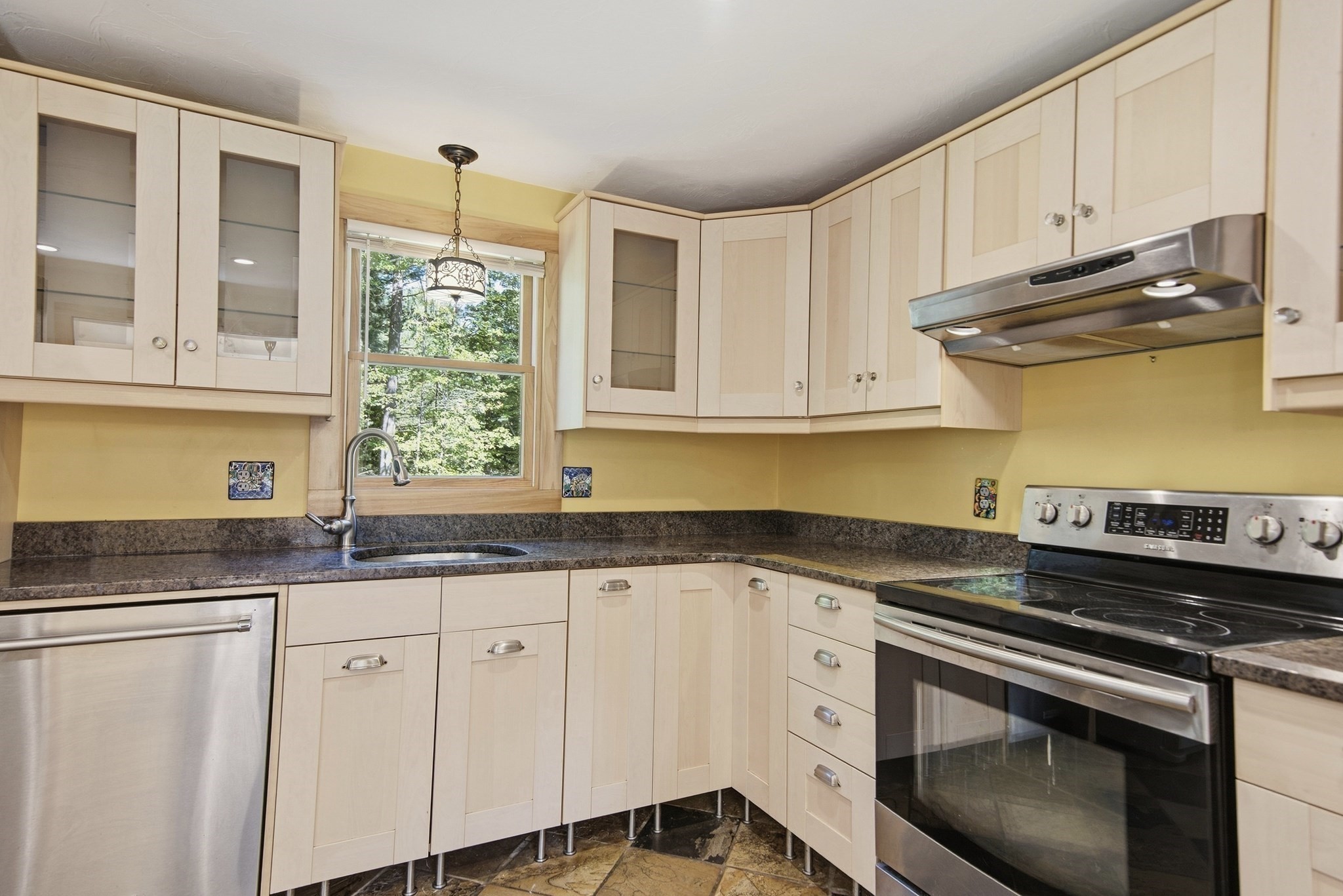3 Briarwood Road Property Photo 8