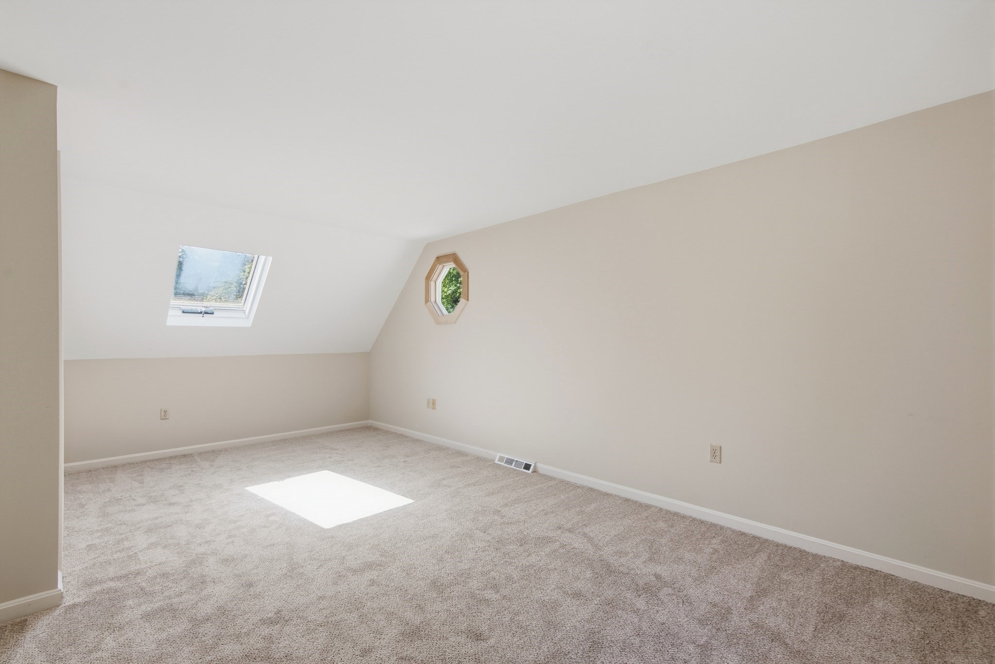 3 Briarwood Road Property Photo 21