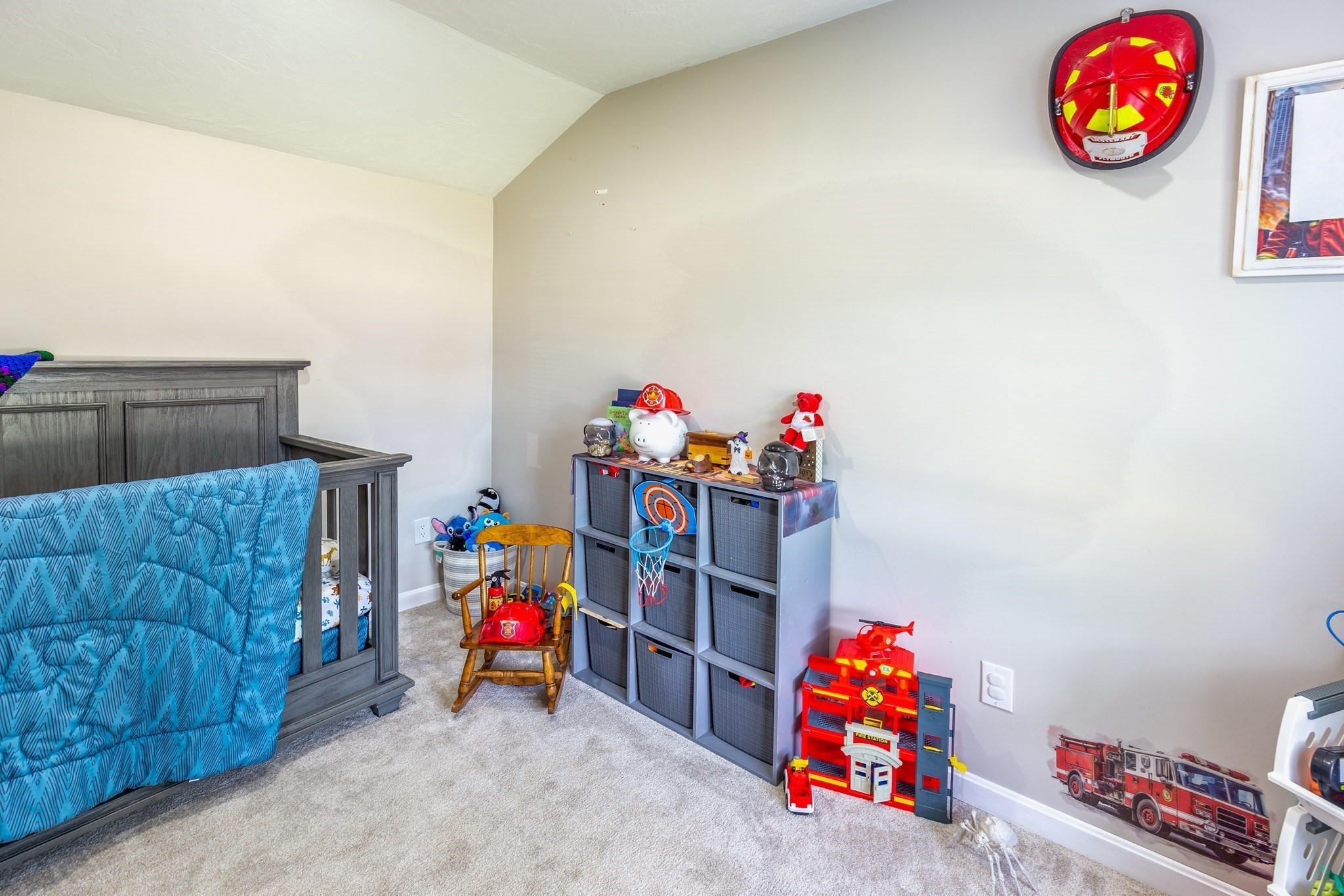 11 Madlyn St Property Photo 17