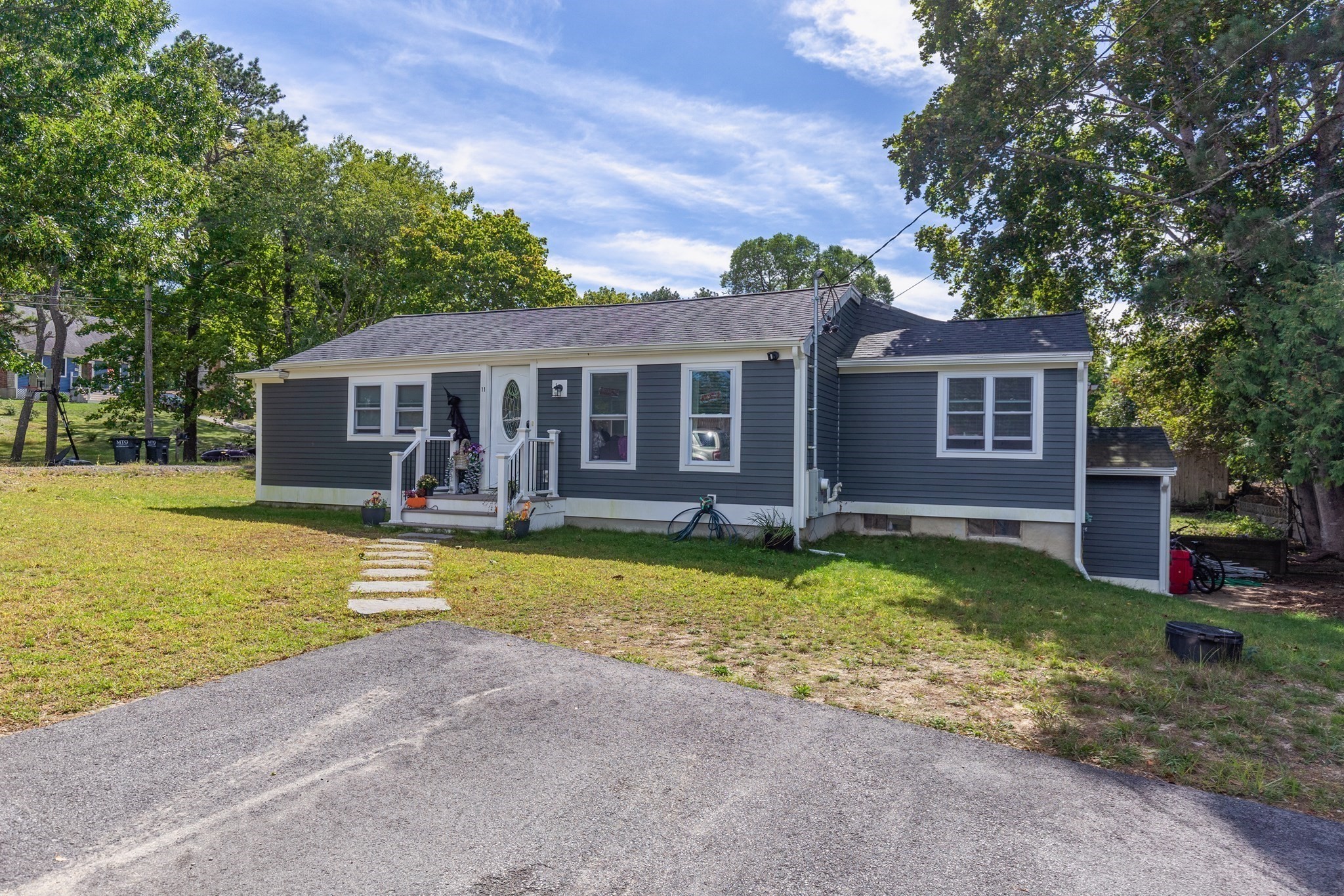 11 Madlyn St Property Photo 23