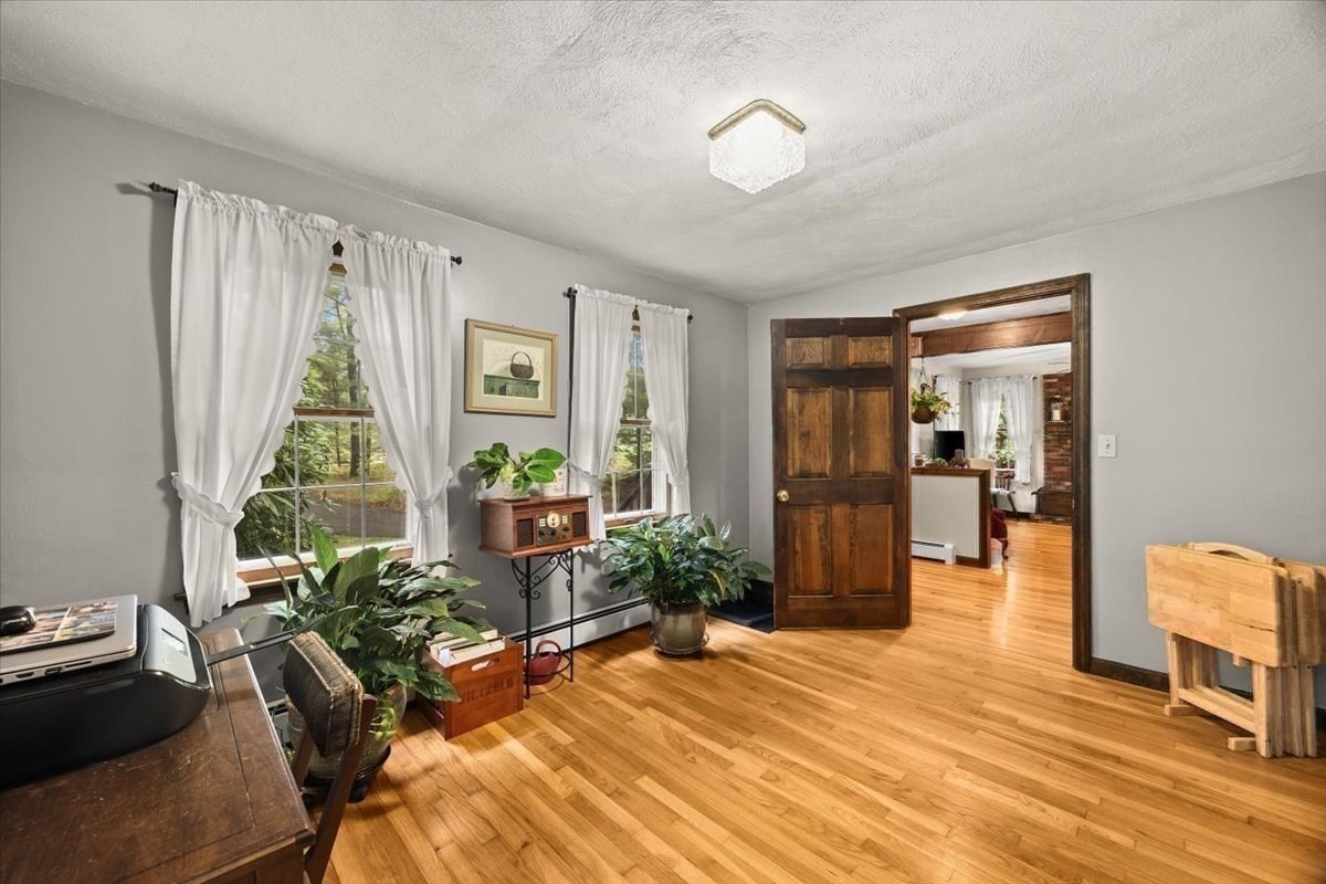 4 Winslow Way Property Photo 15