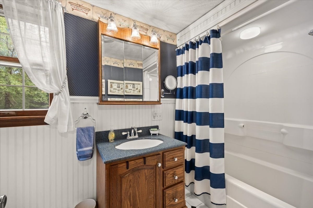 4 Winslow Way Property Photo 17