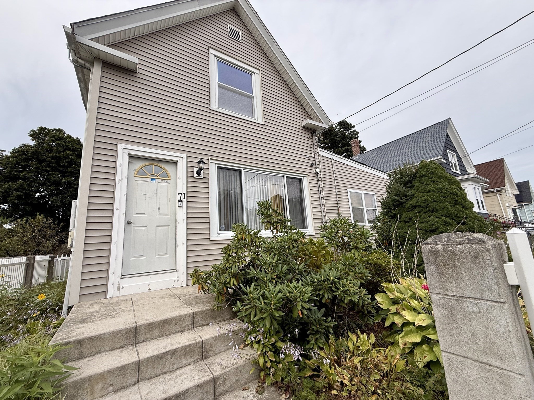71 Myrtle St Property Photo 2