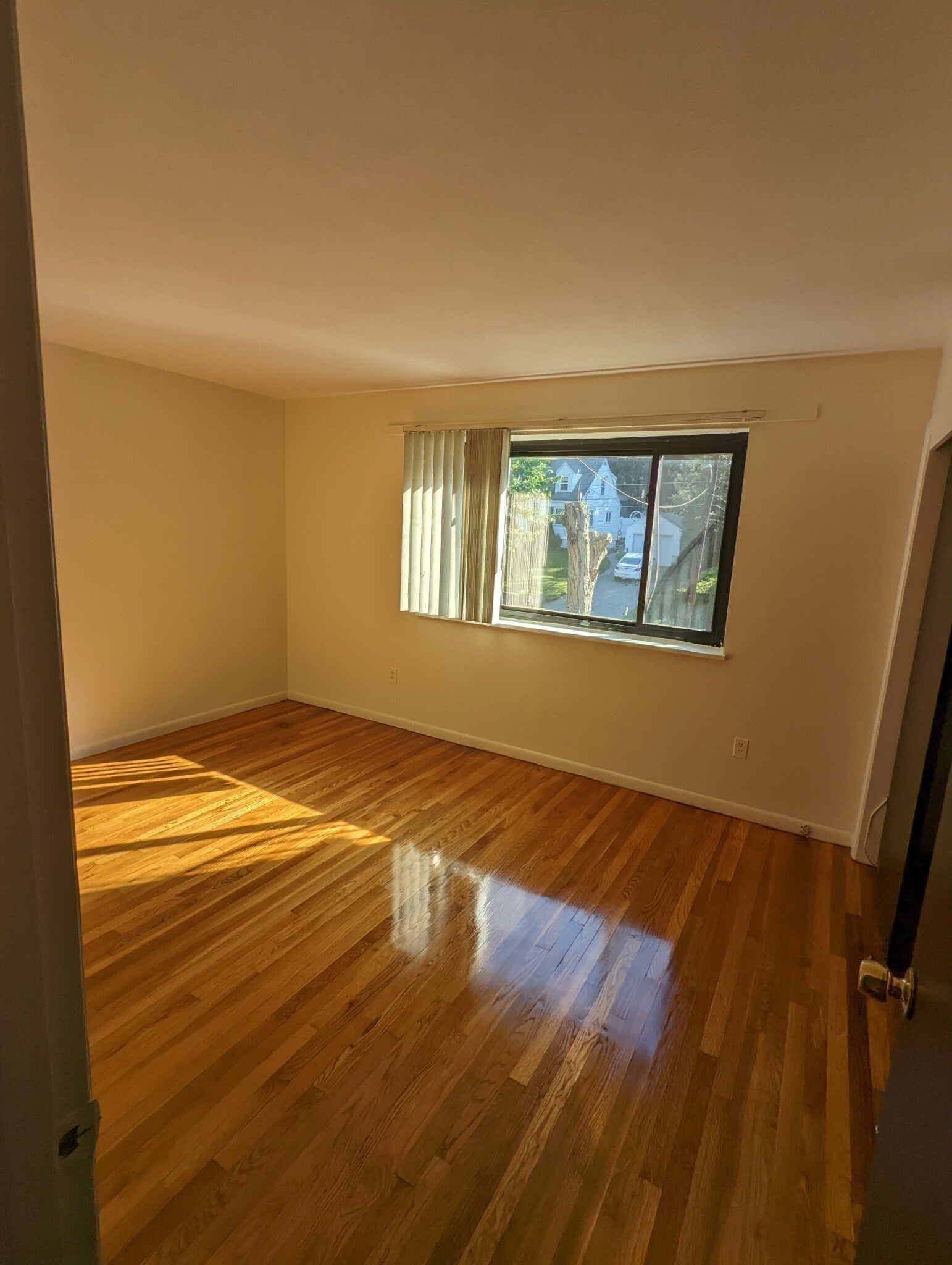 202 Central # 6 Property Photo 6