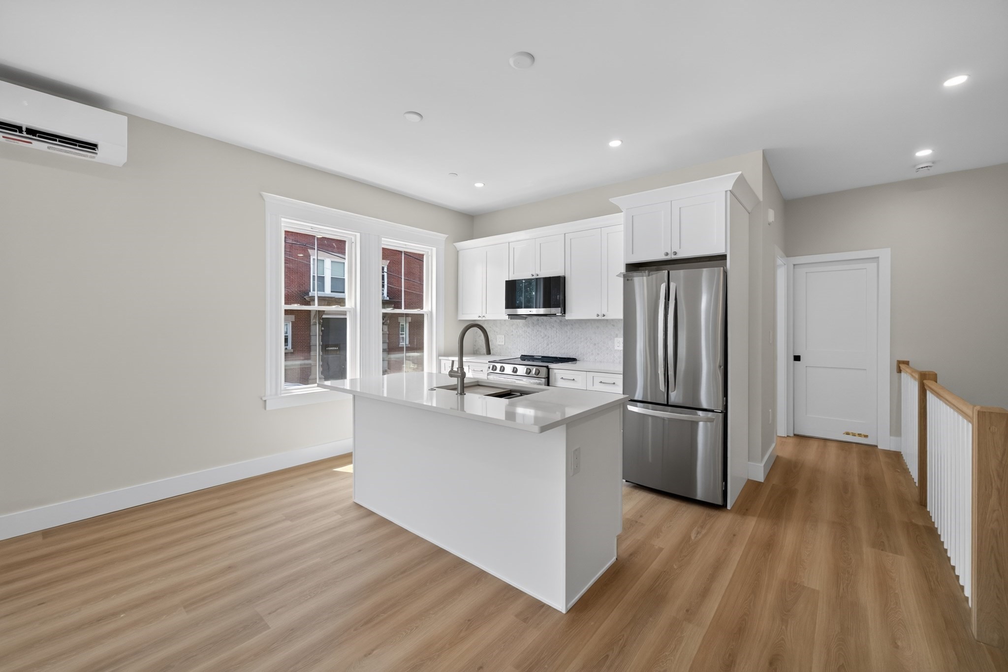 533 Washington Street # 1A Property Photo 1
