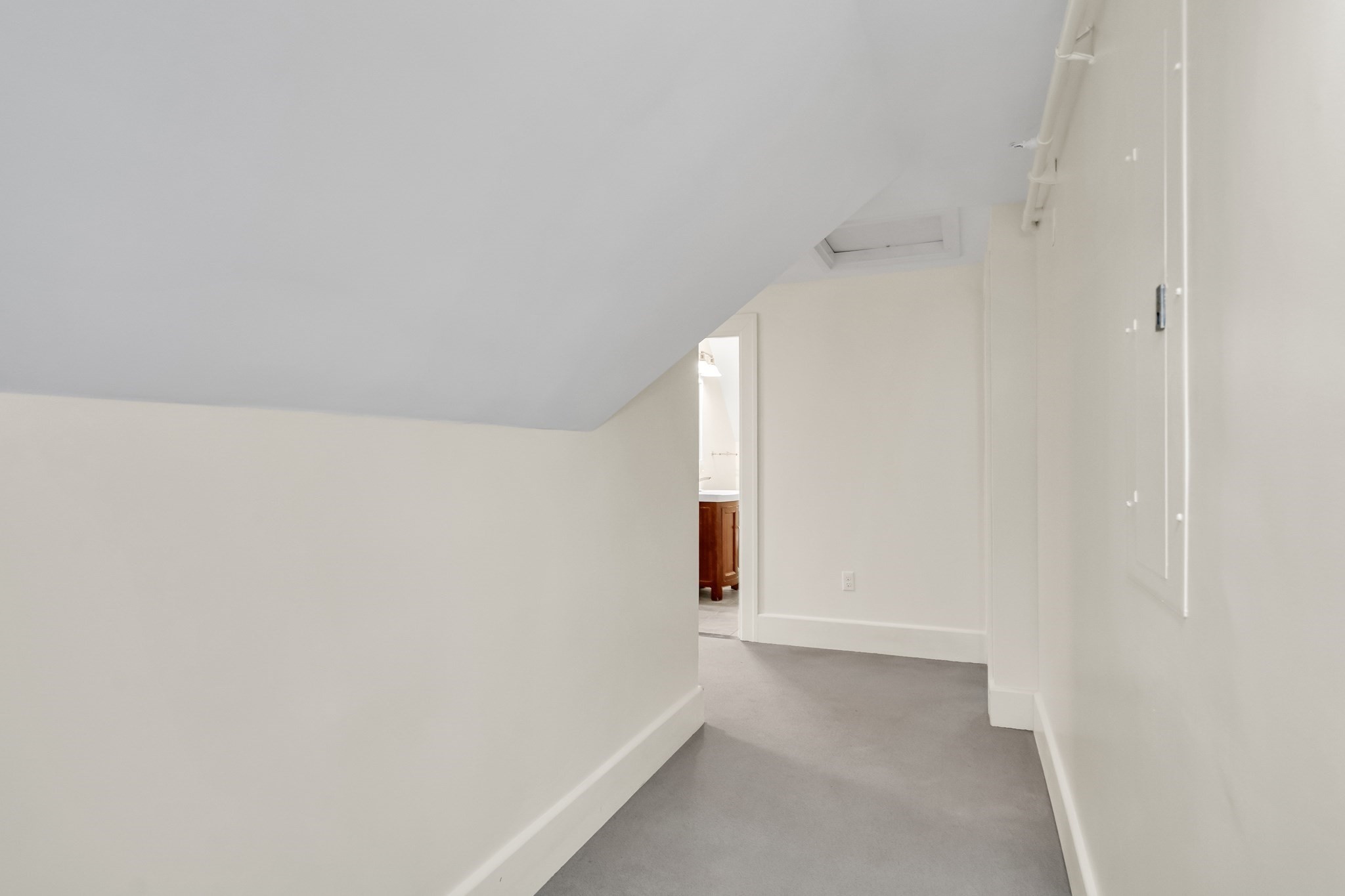 1789 Beacon # 3 Property Photo 14