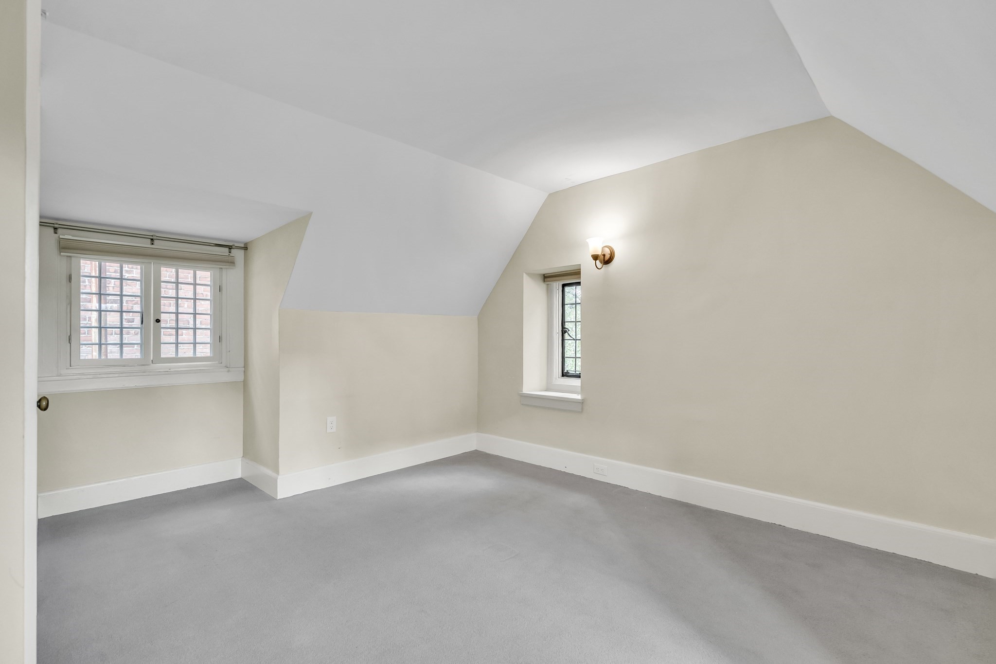 1789 Beacon # 3 Property Photo 18