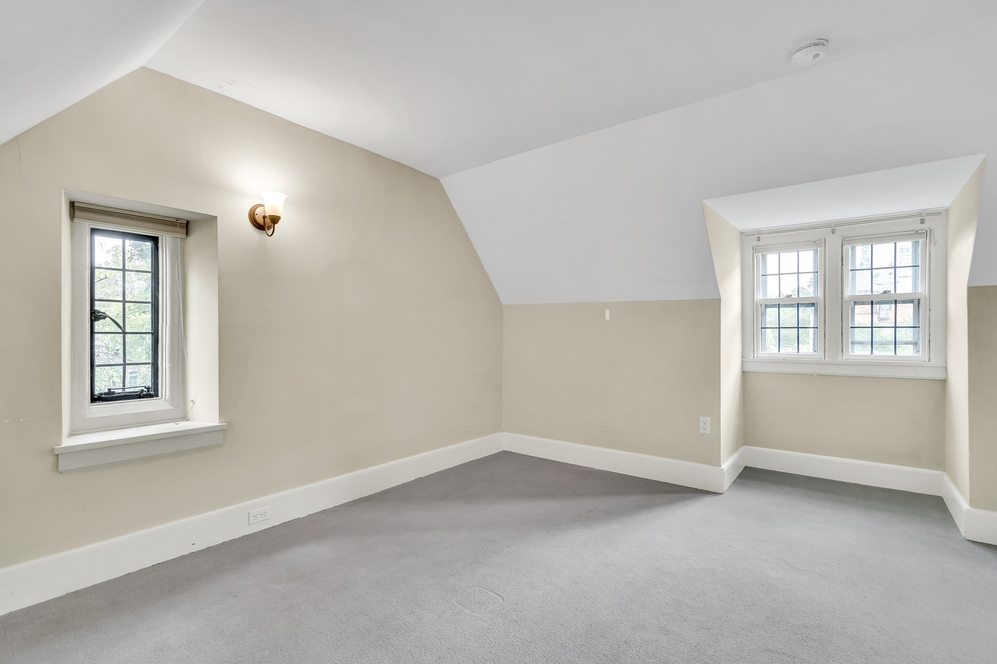 1789 Beacon # 3 Property Photo 20