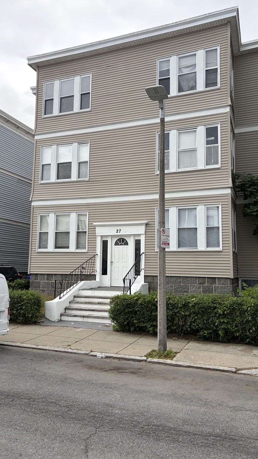 27 Hosmer St # 1 Property Photo 1