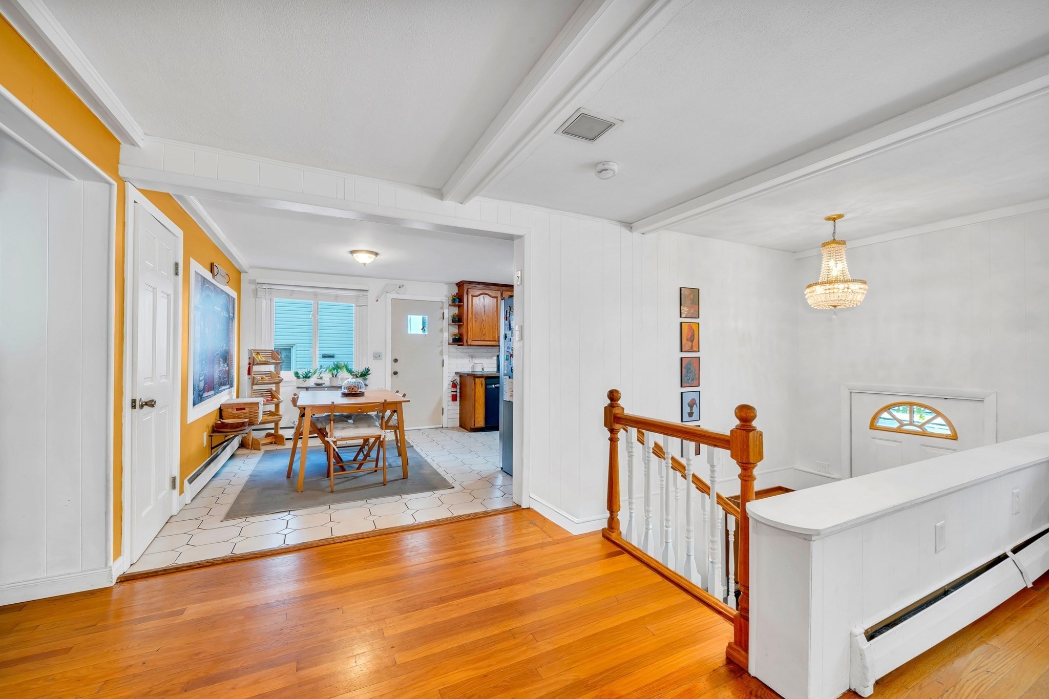 26 Beach St Property Photo 9