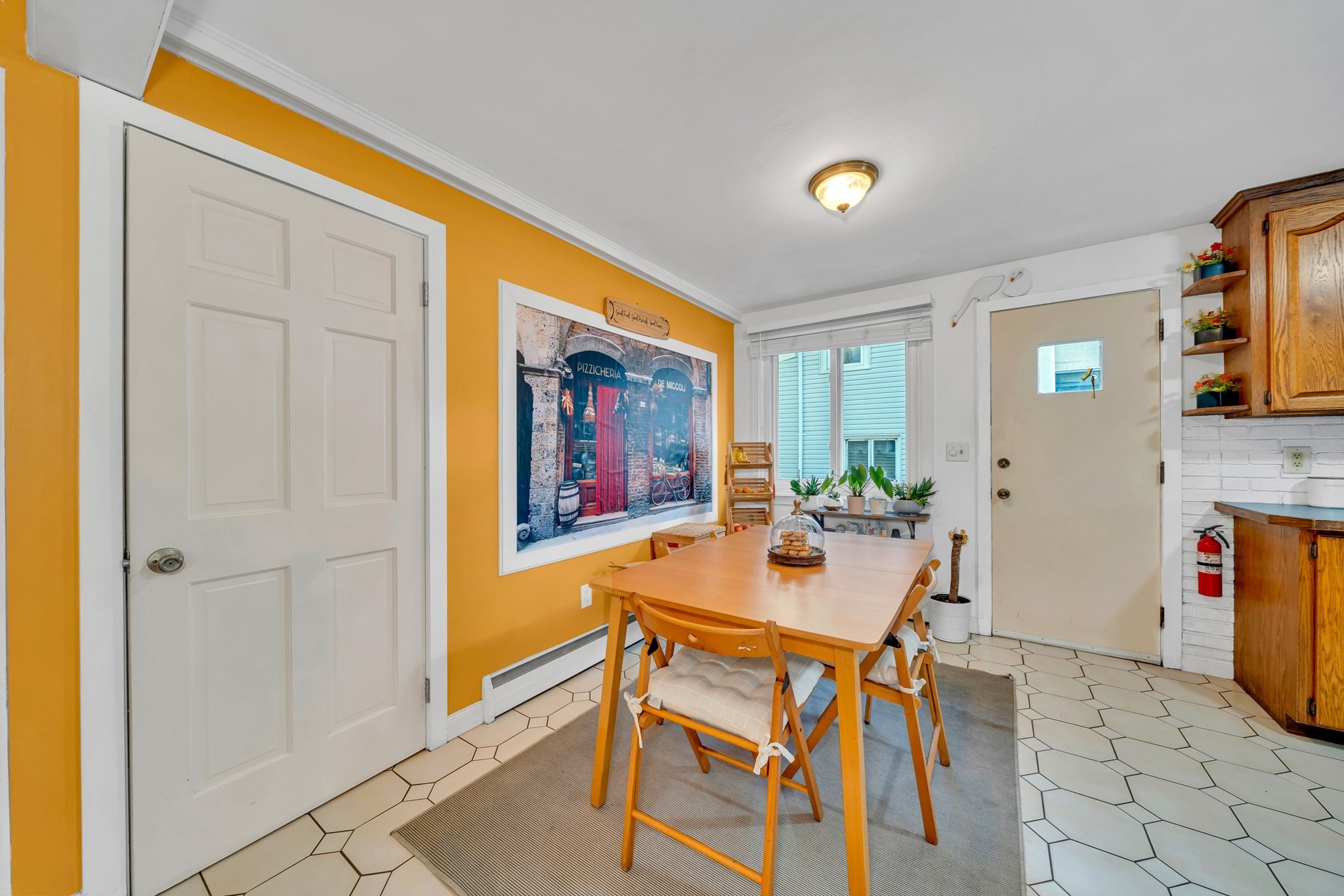 26 Beach St Property Photo 11
