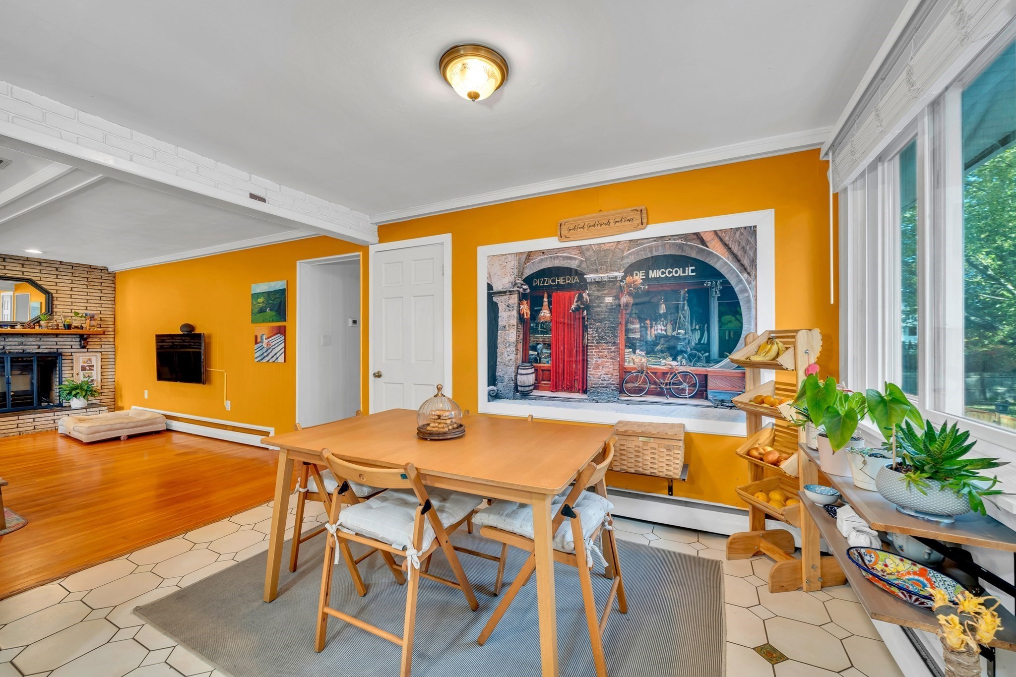 26 Beach St Property Photo 12