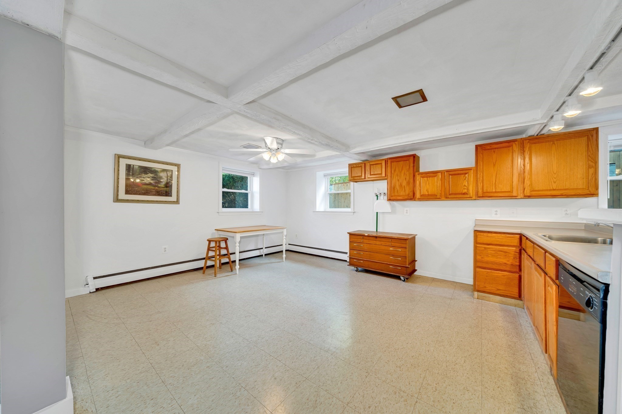 26 Beach St Property Photo 30