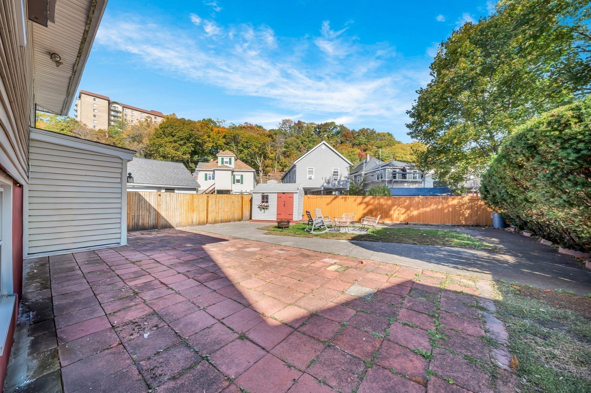 26 Beach St Property Photo 36