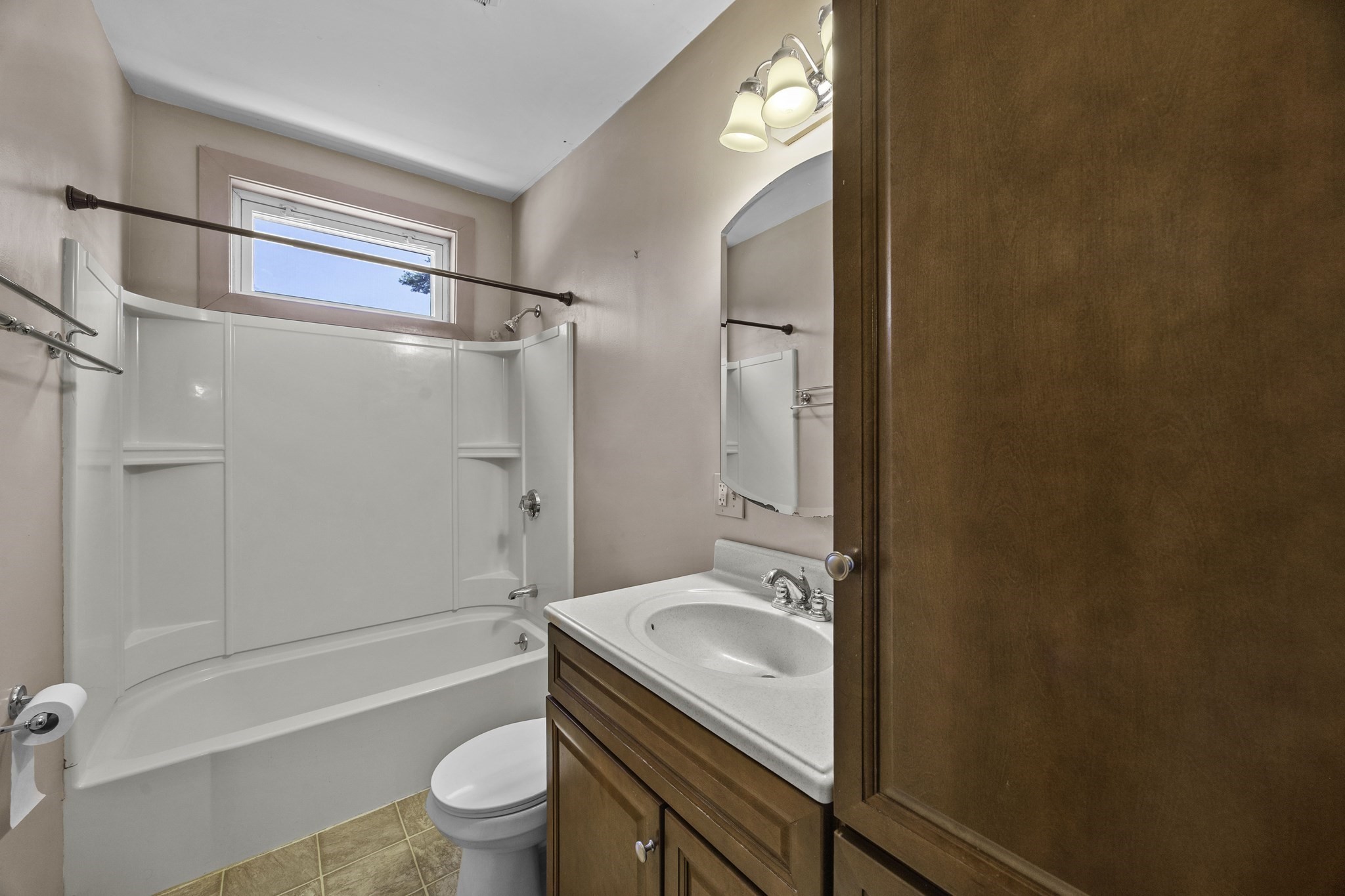 66 Nonotuck St Property Photo 39
