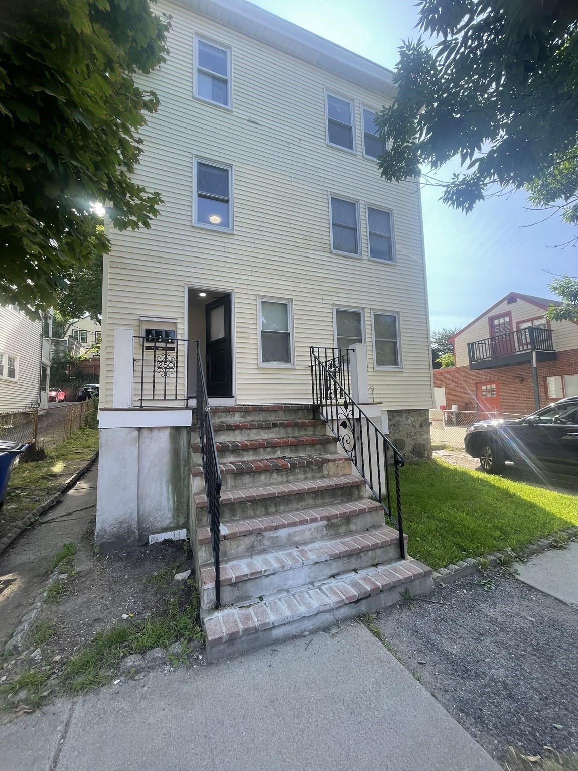250 Hyde Park Ave # 1a Property Photo 14