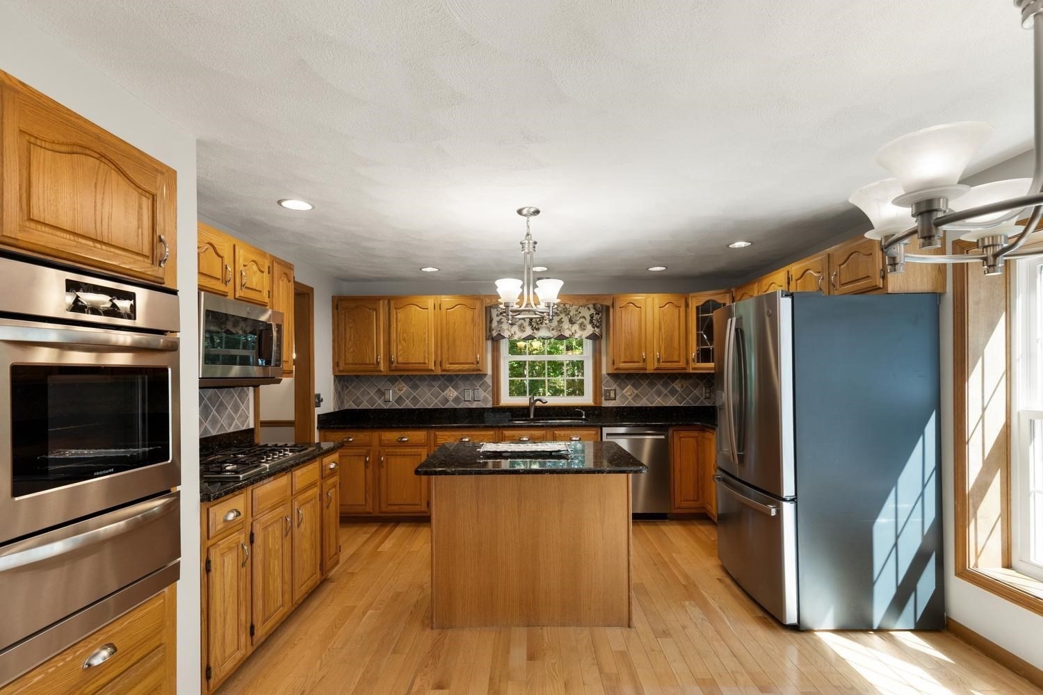 3 Karen Way Property Photo 7