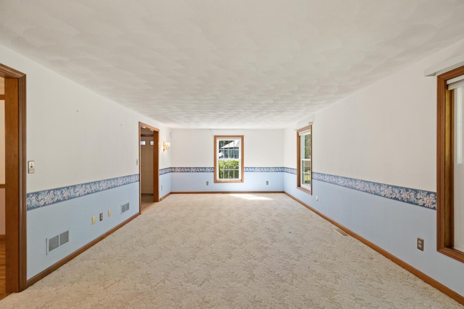 3 Karen Way Property Photo 14