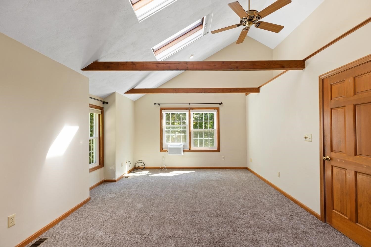 3 Karen Way Property Photo 26