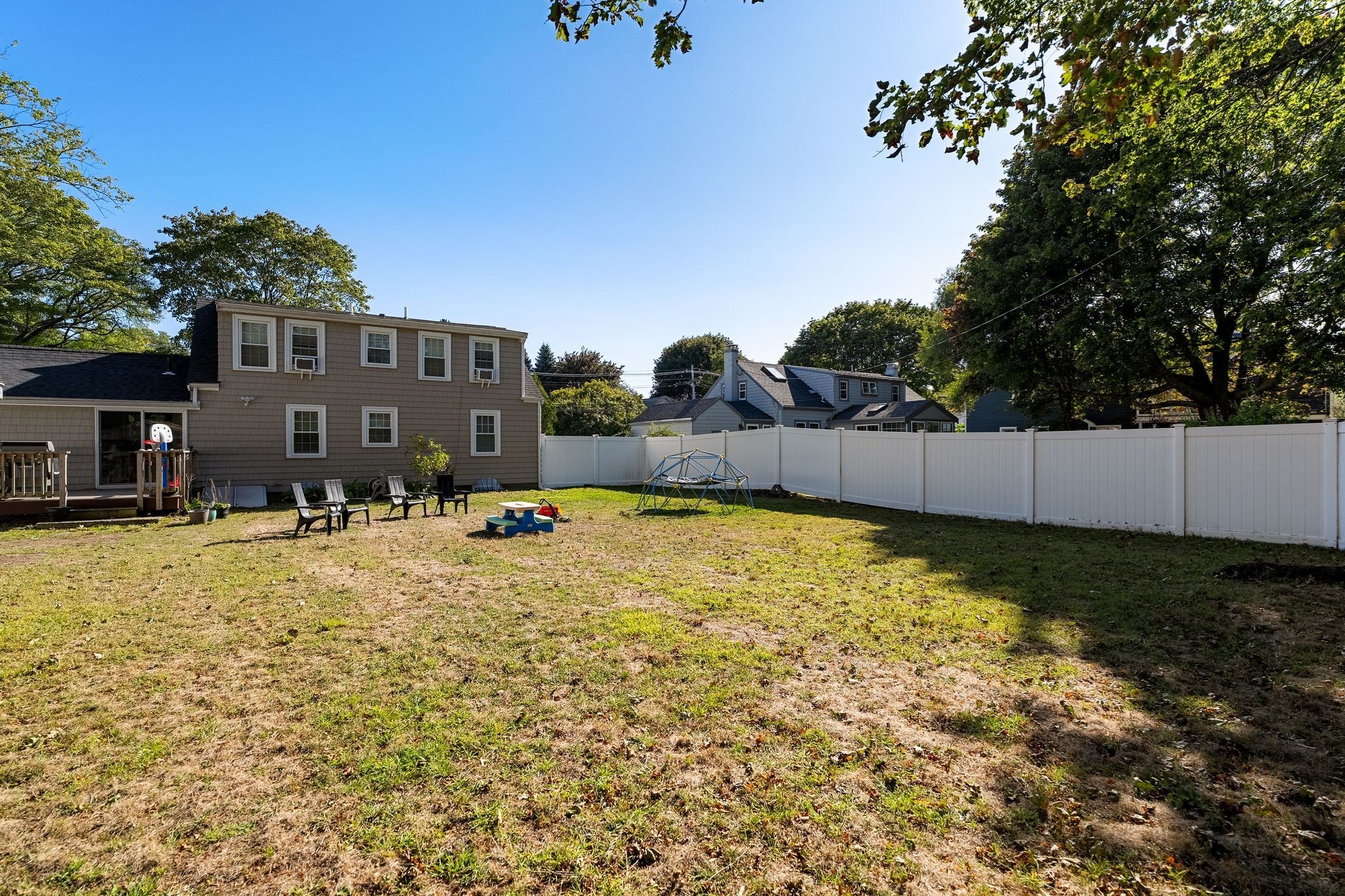 45 Lafayette St Property Photo 36