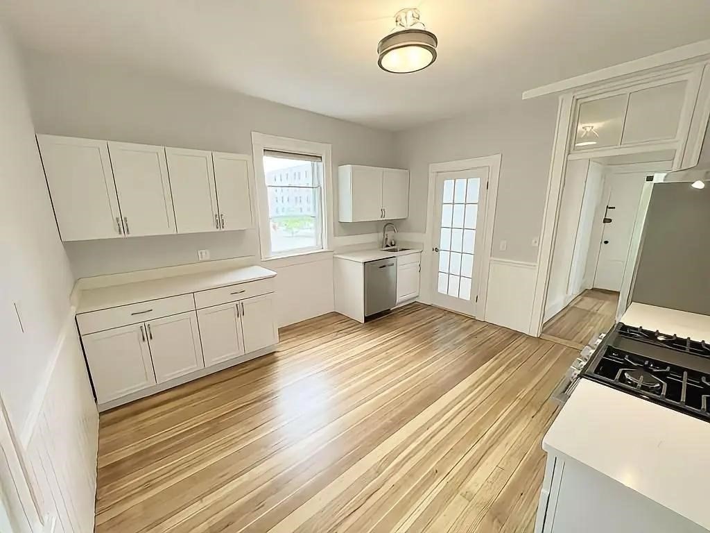 98 Boylston St # 3 Property Photo 3