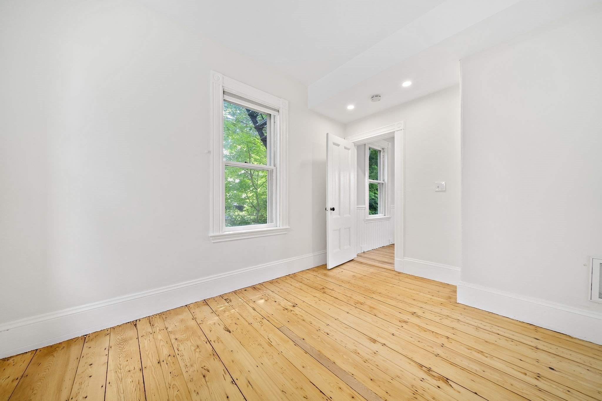 98 Boylston St # 3 Property Photo 10