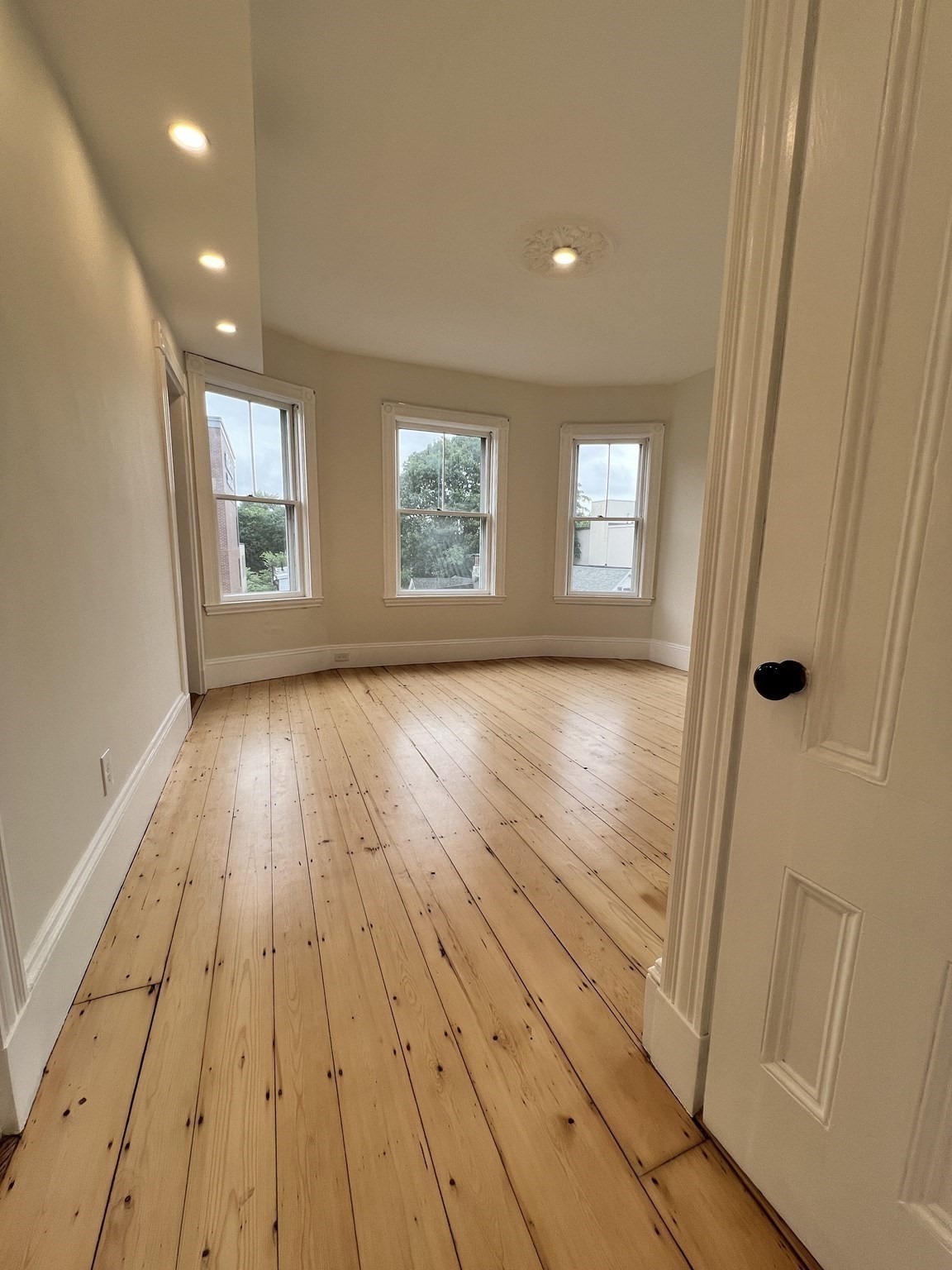 98 Boylston St # 3 Property Photo 11