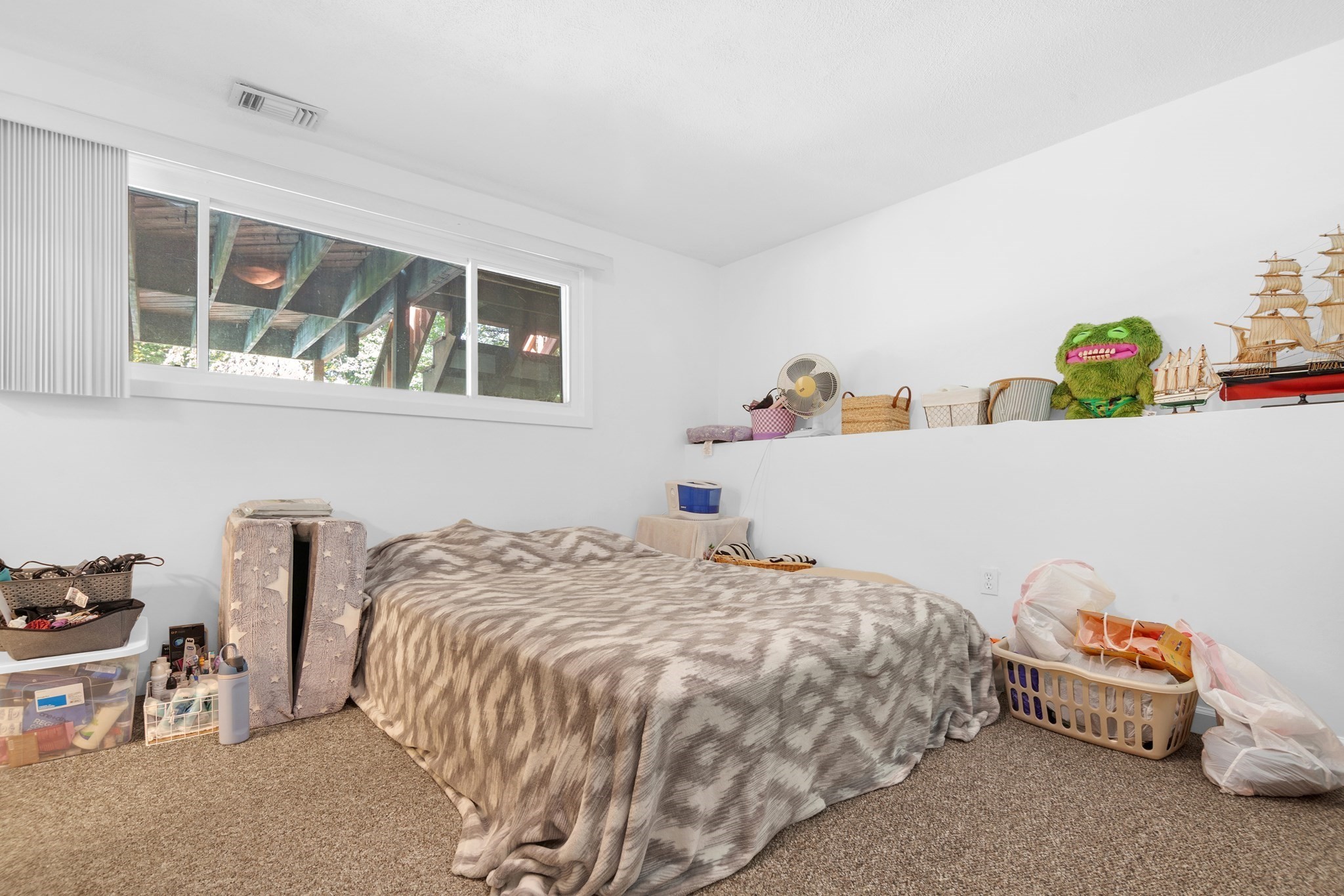 80 Winter St Property Photo 30