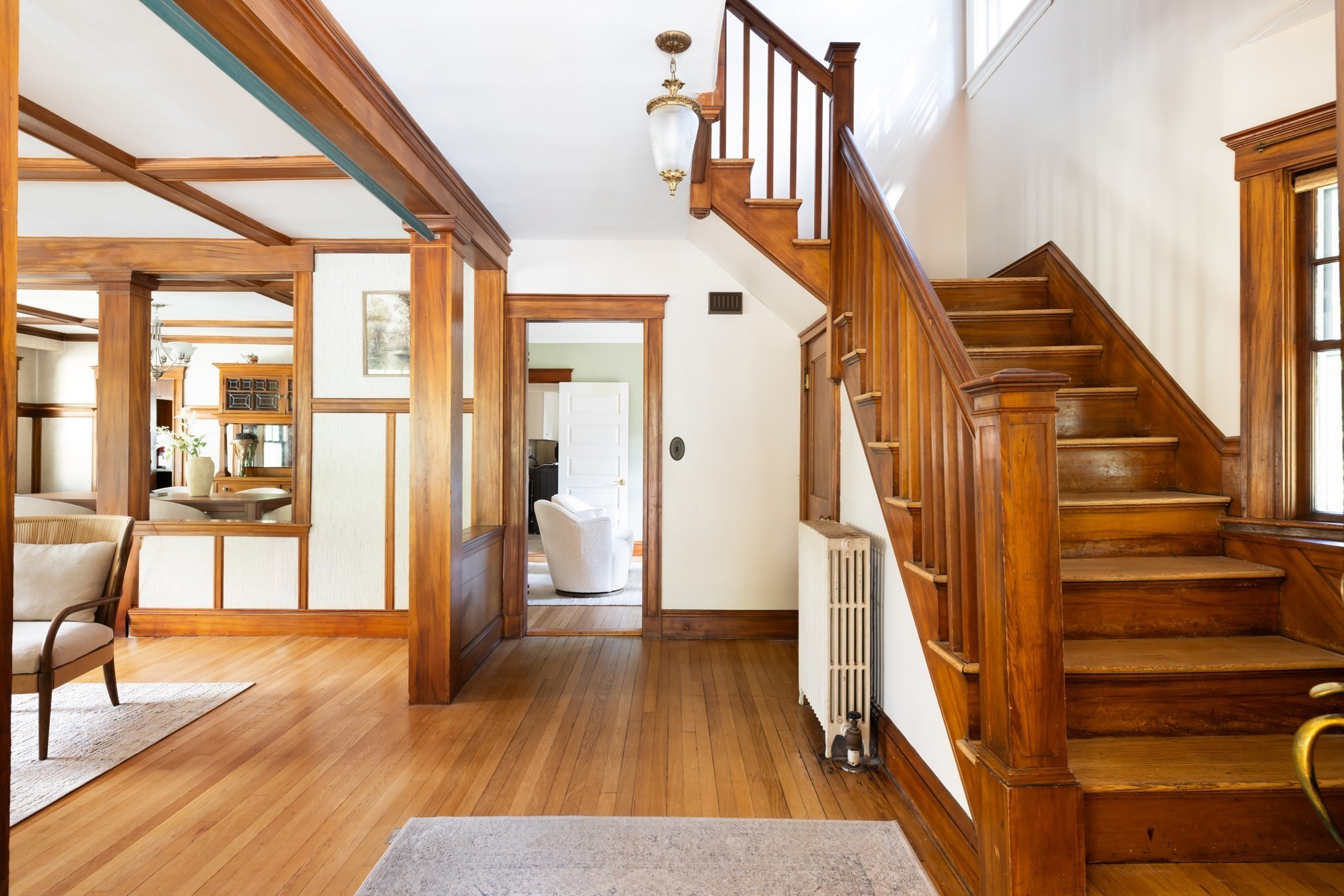 861 Commonwealth Ave Property Photo 3