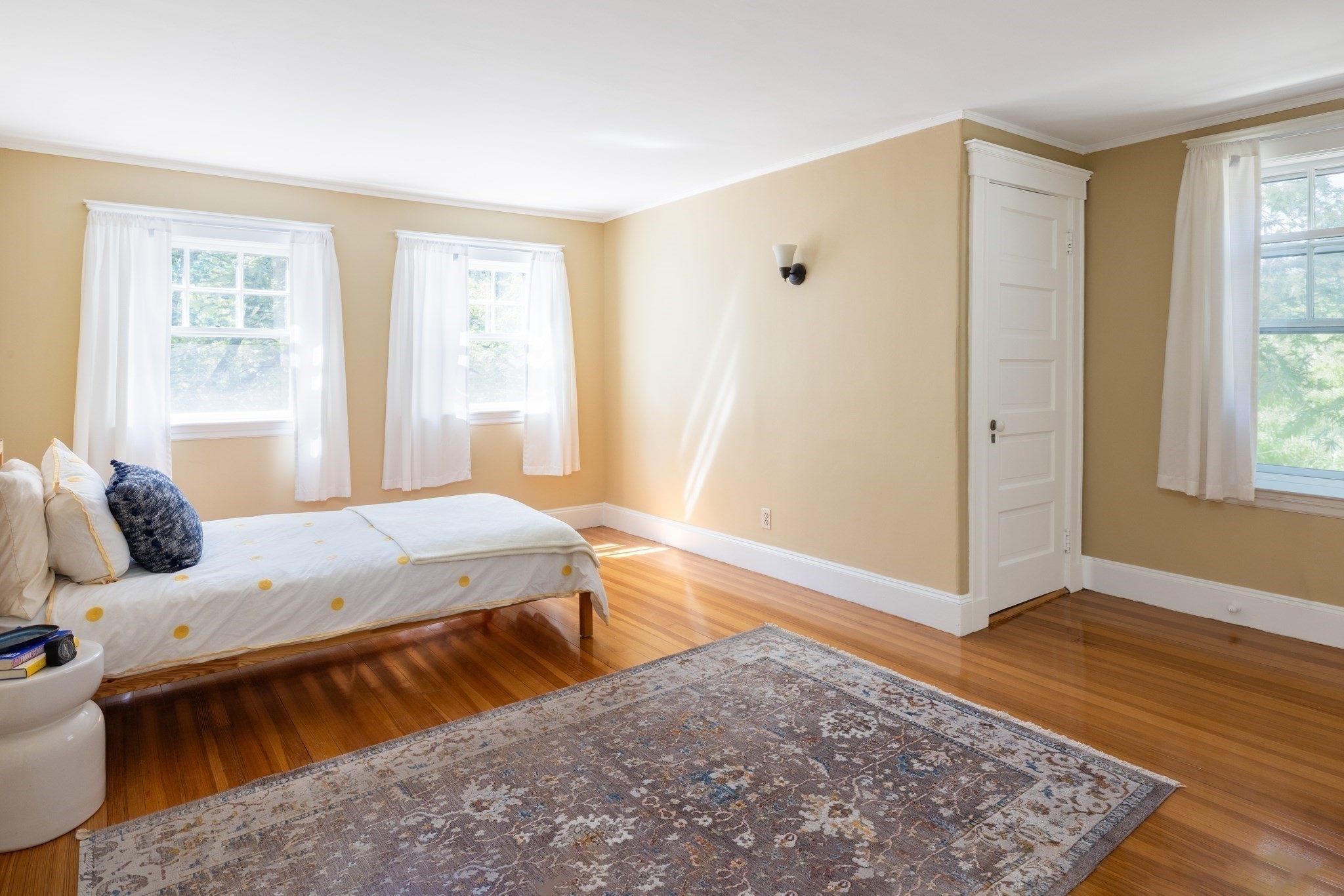 861 Commonwealth Ave Property Photo 14