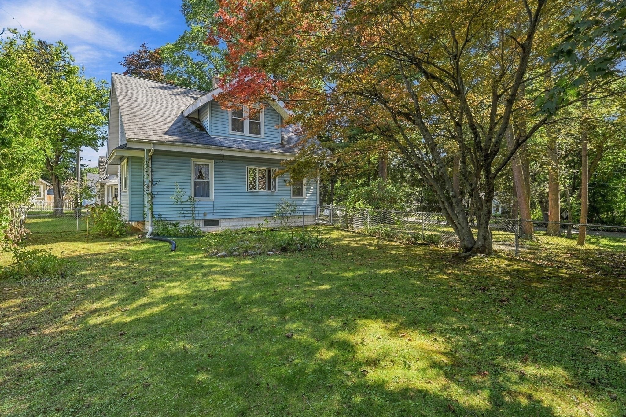 46 Rush St Property Photo 6
