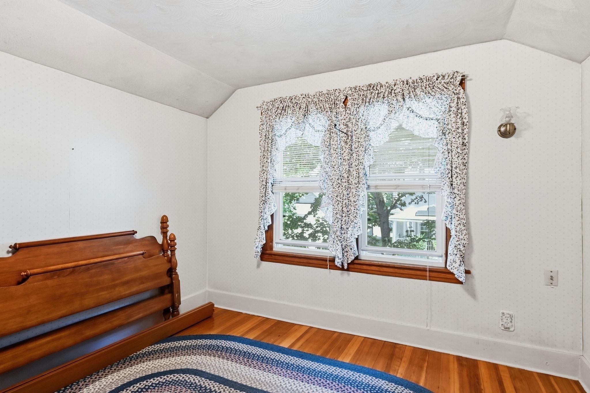 46 Rush St Property Photo 31