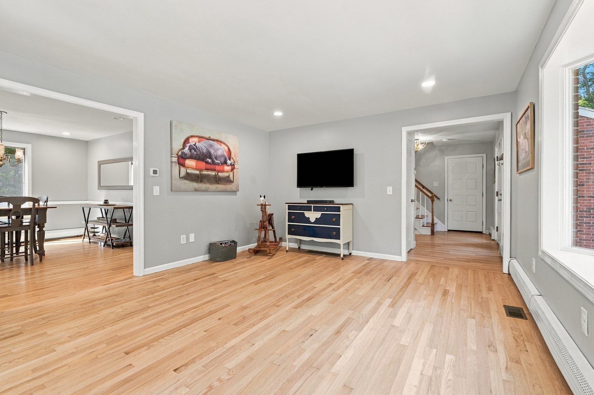 20 Lincoln Property Photo 26