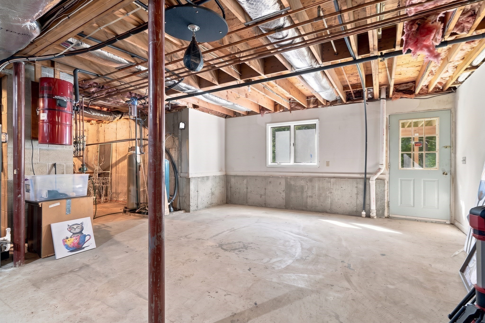 20 Lincoln Property Photo 38