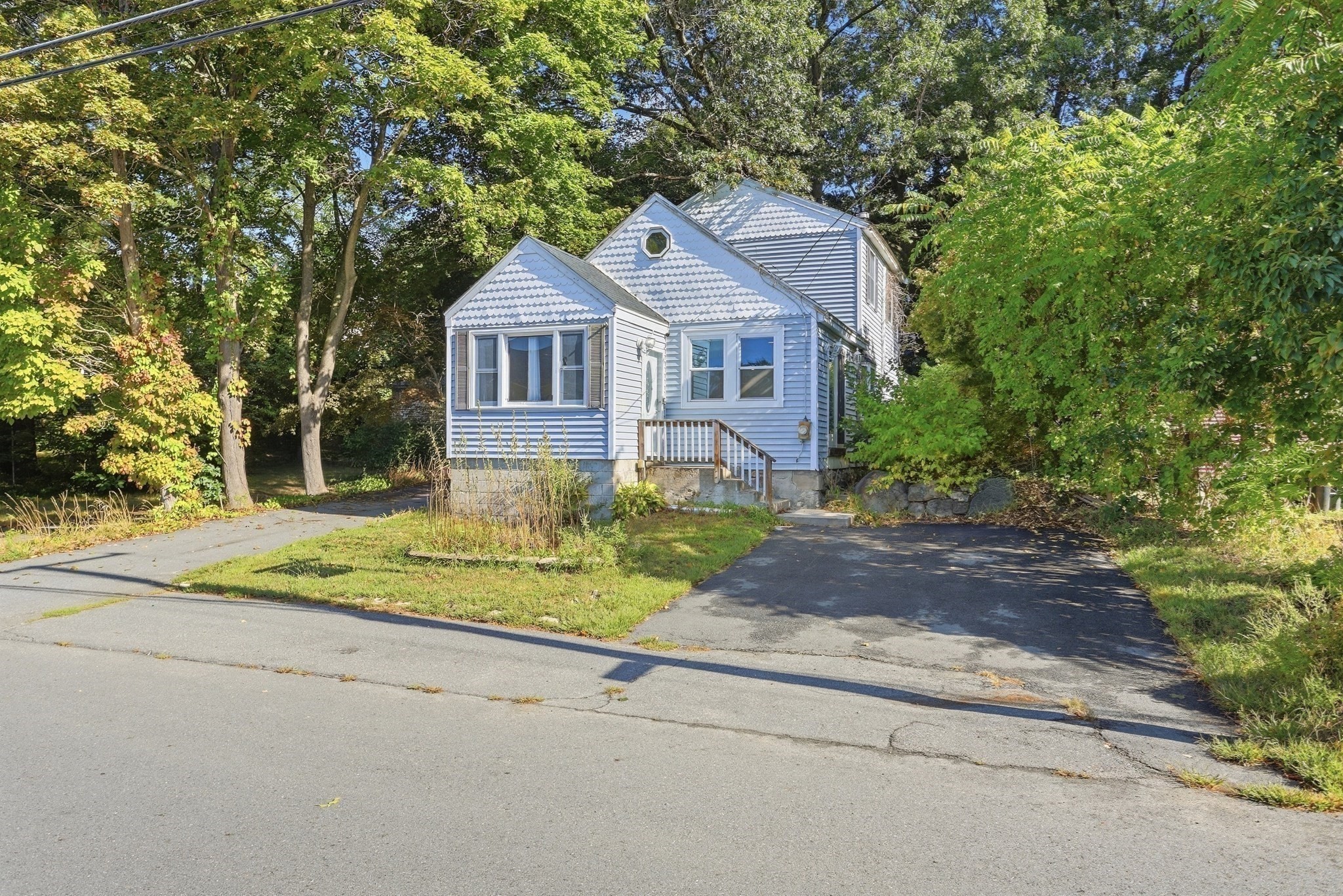 141 Long Pond Dr Property Photo 2